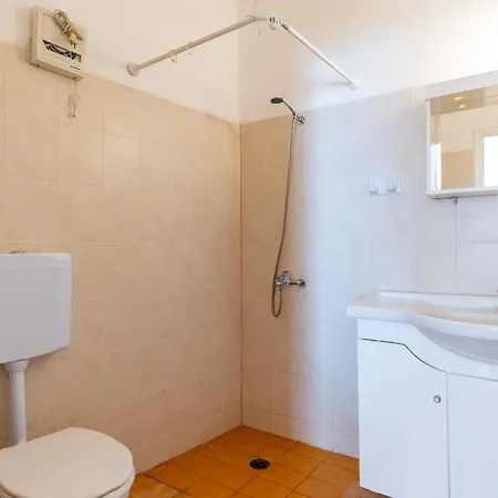 Marino's Apartmán *