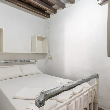 Apartment Marino's